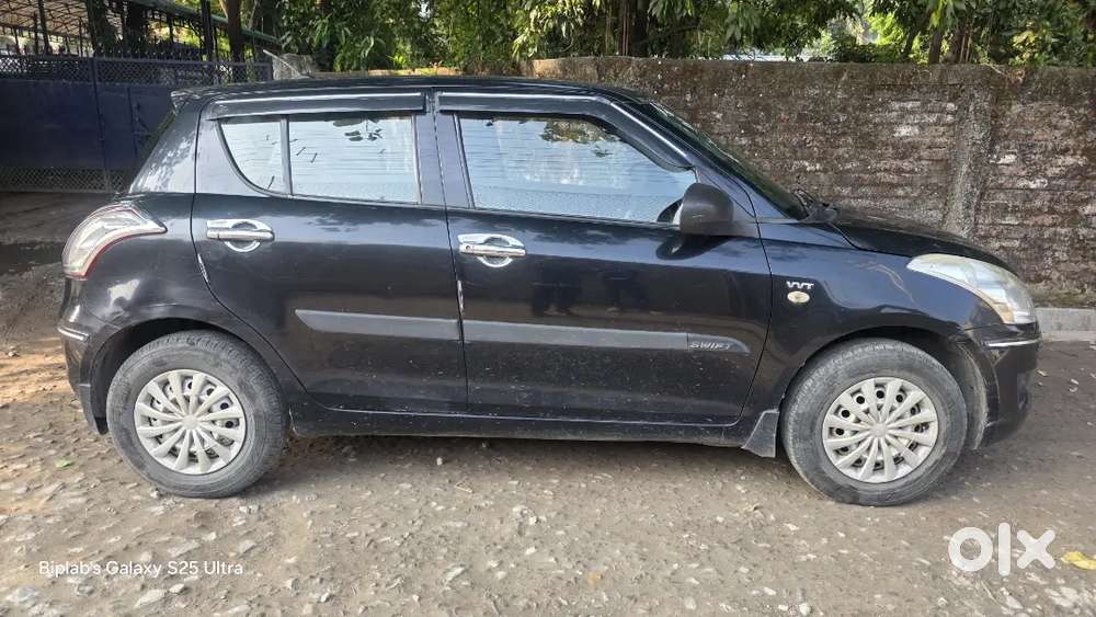 Maruti Suzuki Swift 2012 Lxi
