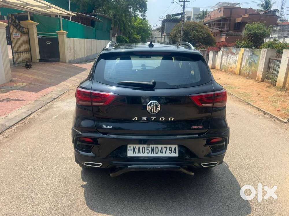 Mg Astor 1.5 Savvy Cvt S Red, 2021, Petrol