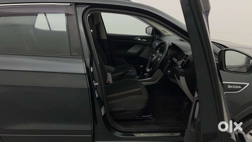 Skoda Kushaq Ambition 1.0l Tsi Mt, 2023, Petrol