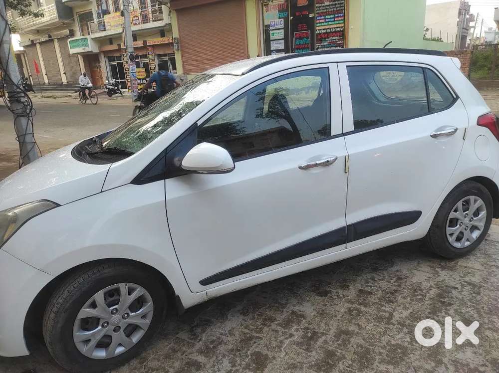 Hyundai Grand I10 Petrol 2015 Push Button Start