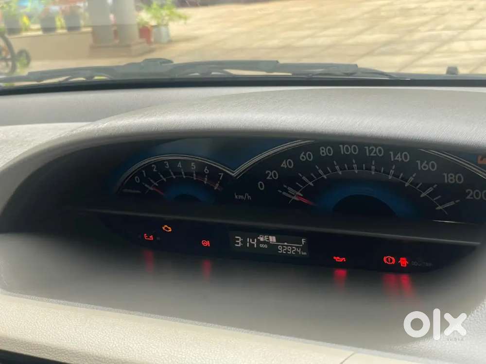 Toyota Etios Liva 2016