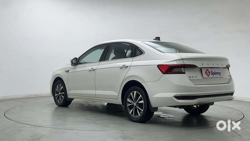 Skoda Slavia Style 1.5l Tsi Dsg, 2023, Petrol