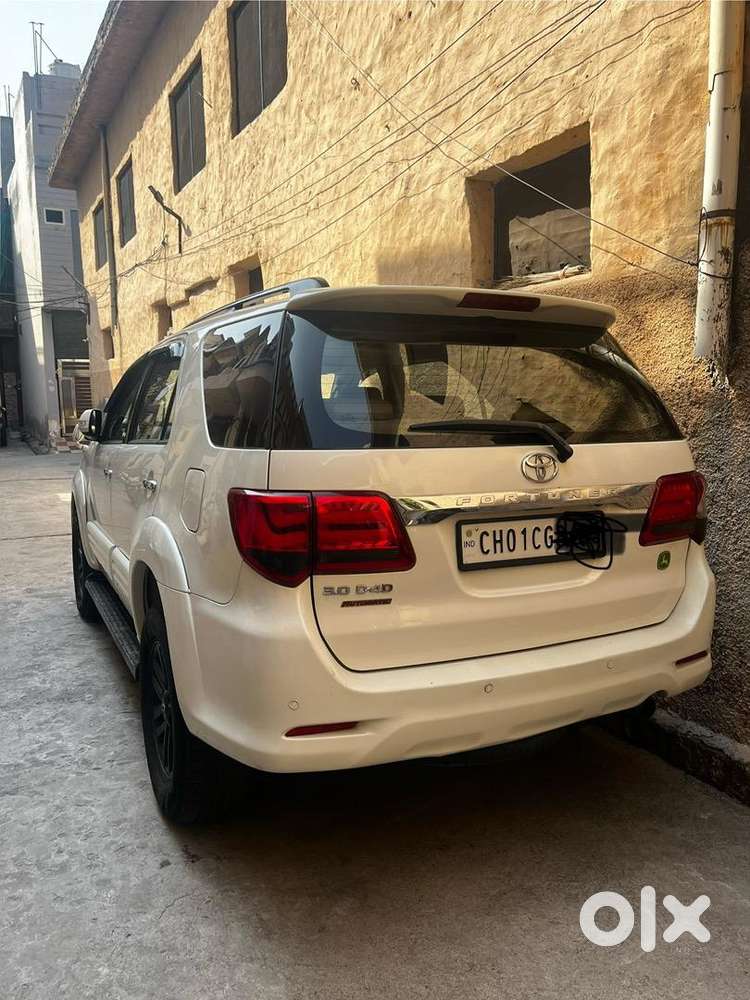 Fortuner Officer Owned Car
