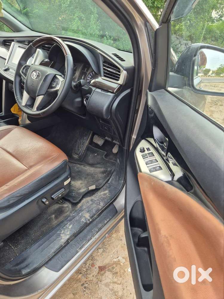 Toyota Innova Crysta [2020-ongoing] 2.4 Gx At 8 Str, 2020, Diesel