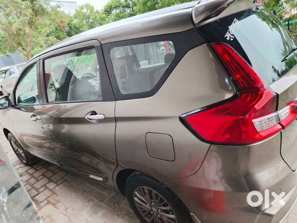 Ertiga Smart Hybrid Zxi Plus