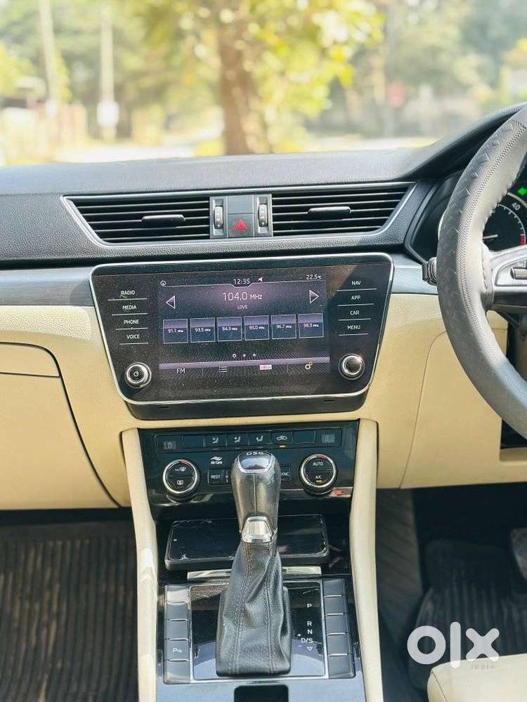 Skoda Superb Style 2.0 Tdi At, 2018, Diesel