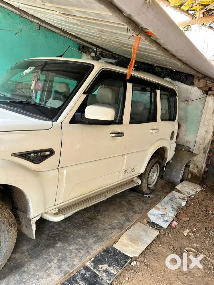 Mahindra Scorpio Classic 2018 Diesel 105000 Km Driven