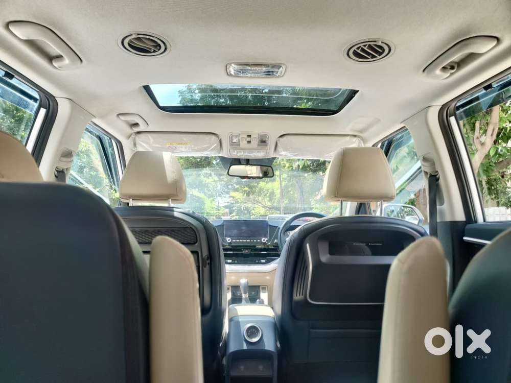 Kia Carens 1.4 Luxury Plus 6 Str, 2022, Petrol