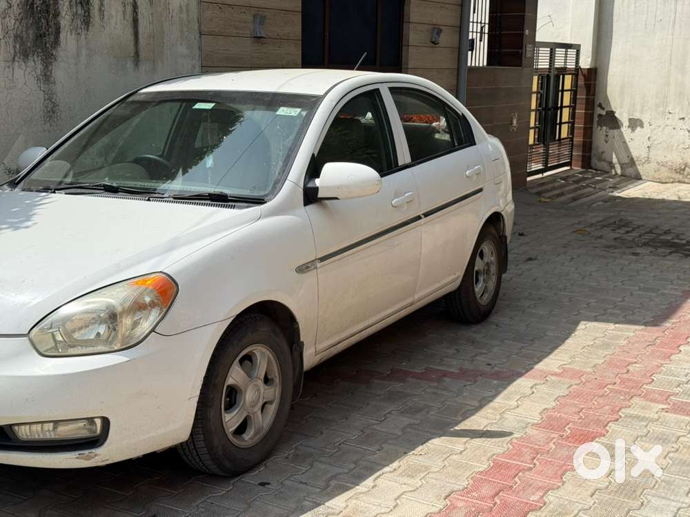 Hyundai Verna 2010