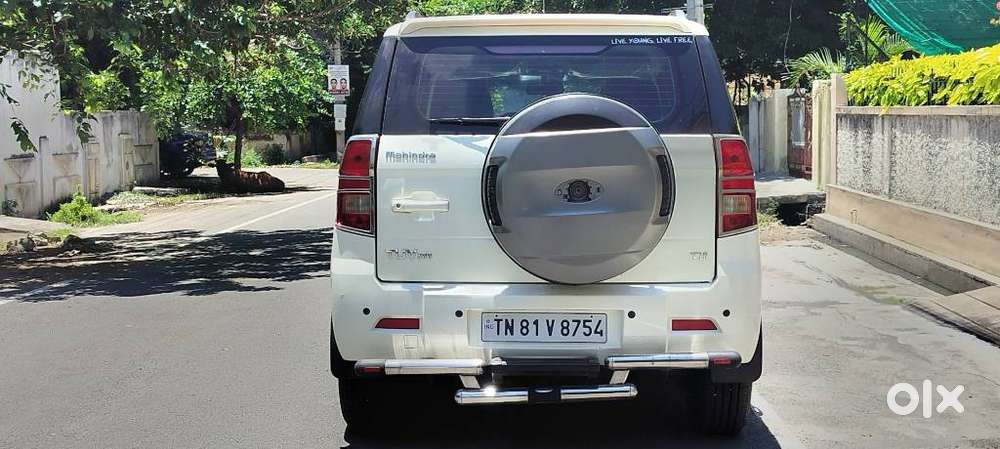 Mahindra Tuv 300 T10, 2020, Diesel