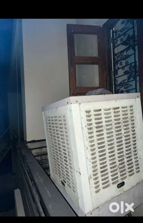 Cooler with working