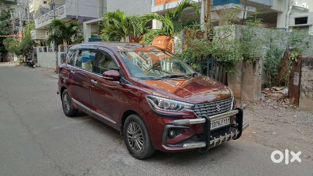 Maruti Suzuki Ertiga Zxi At Petrol, 2020, Petrol
