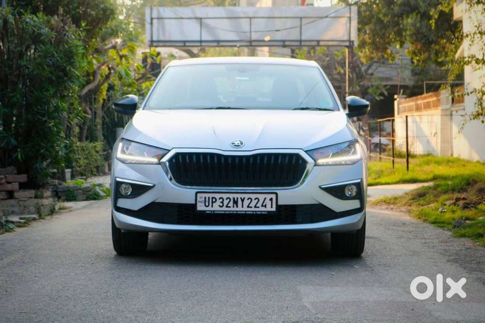 Skoda Slavia 1.0 Tsi Style At, 2023, Petrol