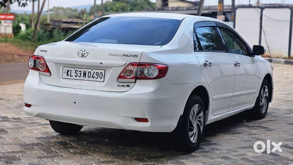 Toyota Corolla Altis 1.8 J, 2012, Diesel