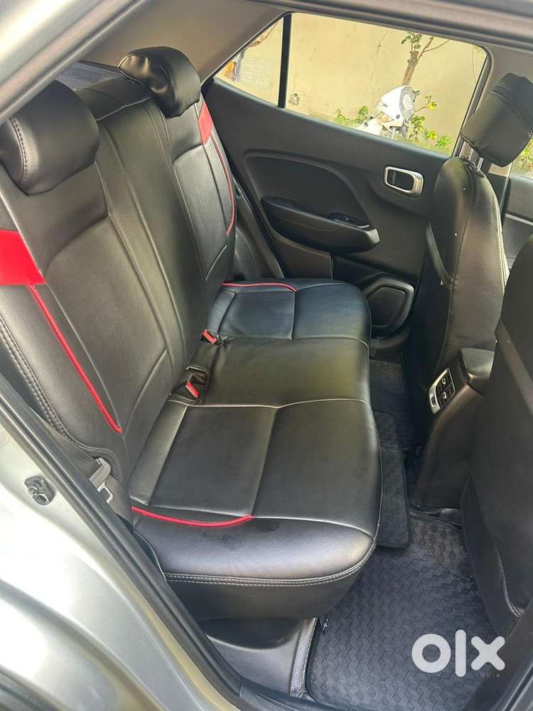 Hyundai Venue 2019 Petrol Well Maintained