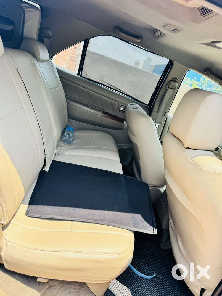 Toyota Fortuner 3.0 4x4 Manual, 2011, Diesel