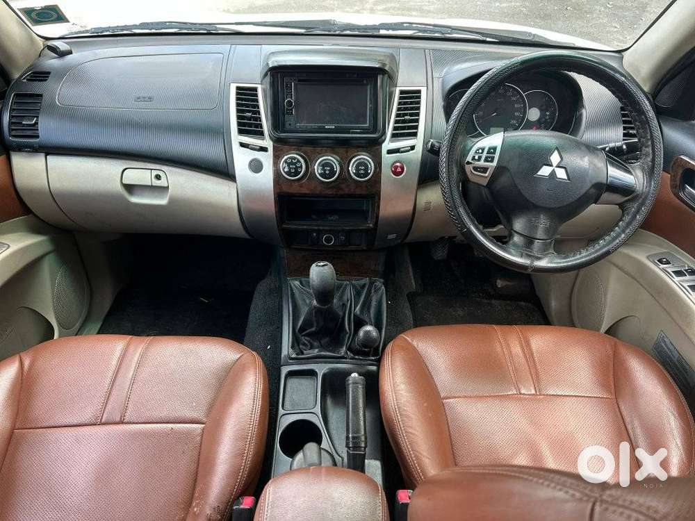 Mitsubishi Pajero Sport Limited Edition, 2014, Diesel