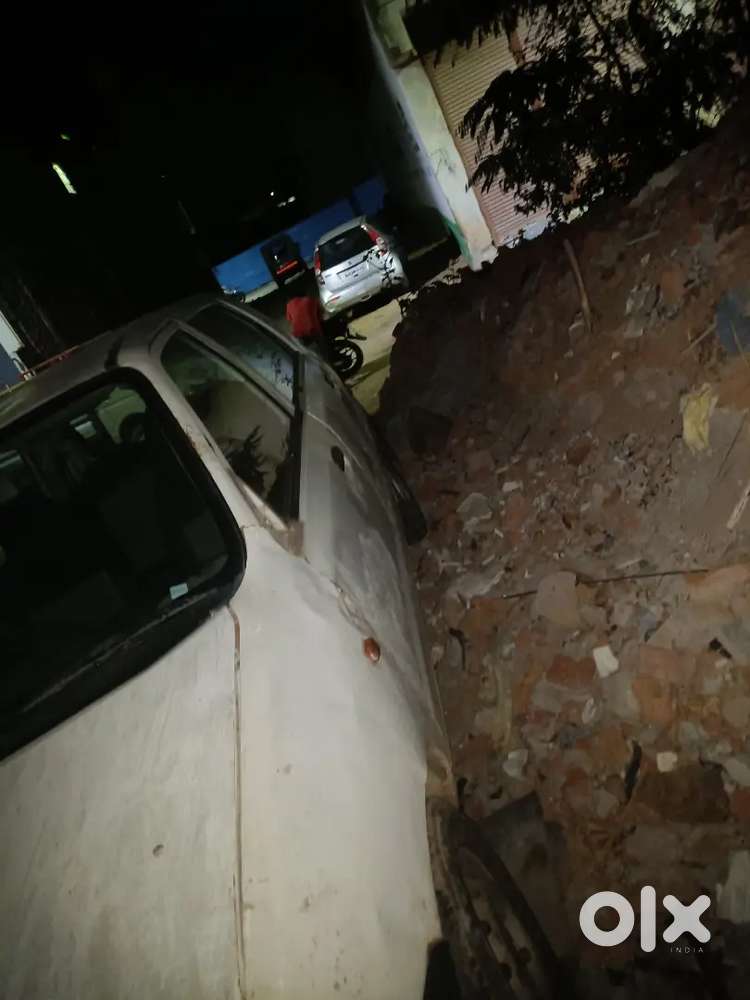 Bechna Hay Tatkal Acche Condition Me Hay Bajar Karne Layak