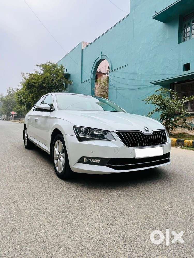 Skoda Superb L&k 2.0 Tdi At, 2019, Diesel
