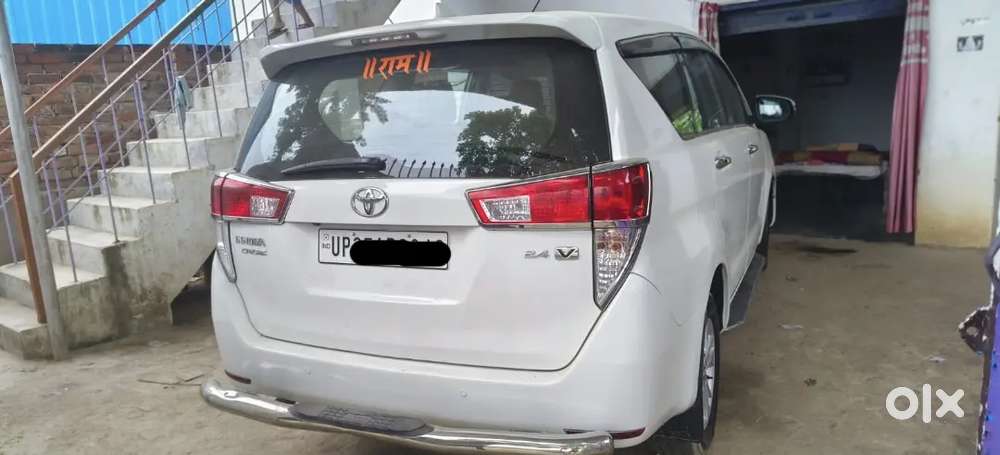 Toyota Innova Crysta 2017