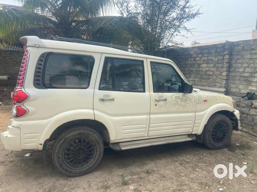 Mahindra Scorpio 2009 Diesel Well Maintained