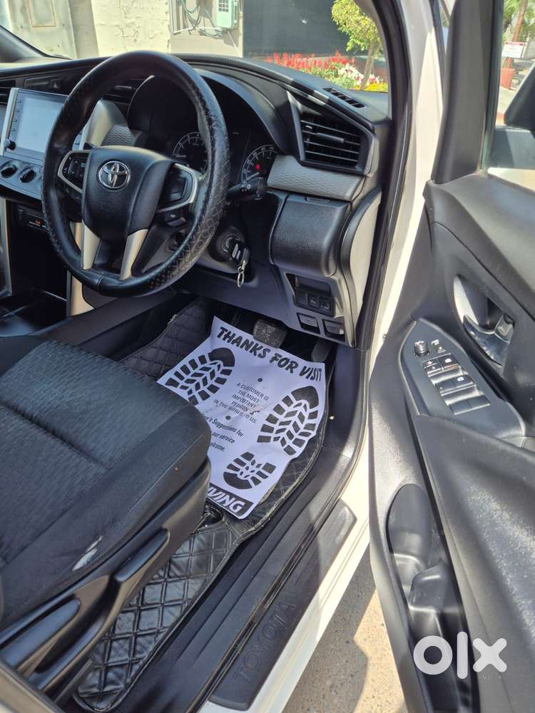 Toyota Innova Crysta [2020-ongoing] 2.4 Gx At 7 Str, 2022, Petrol