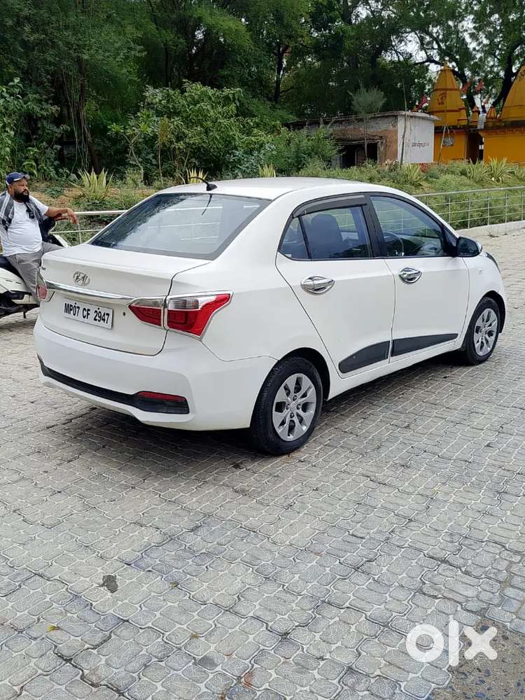 Hyundai Xcent 2018 Diesel 122000 Km Driven