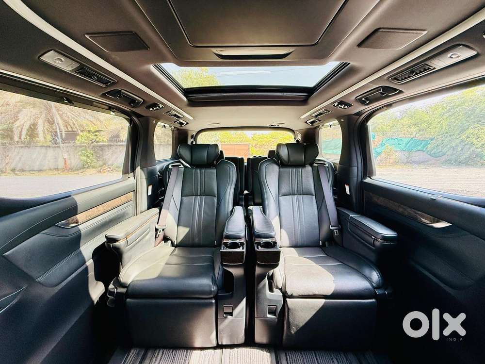 Toyota Vellfire 2.5 Hybrid, 2021, Petrol