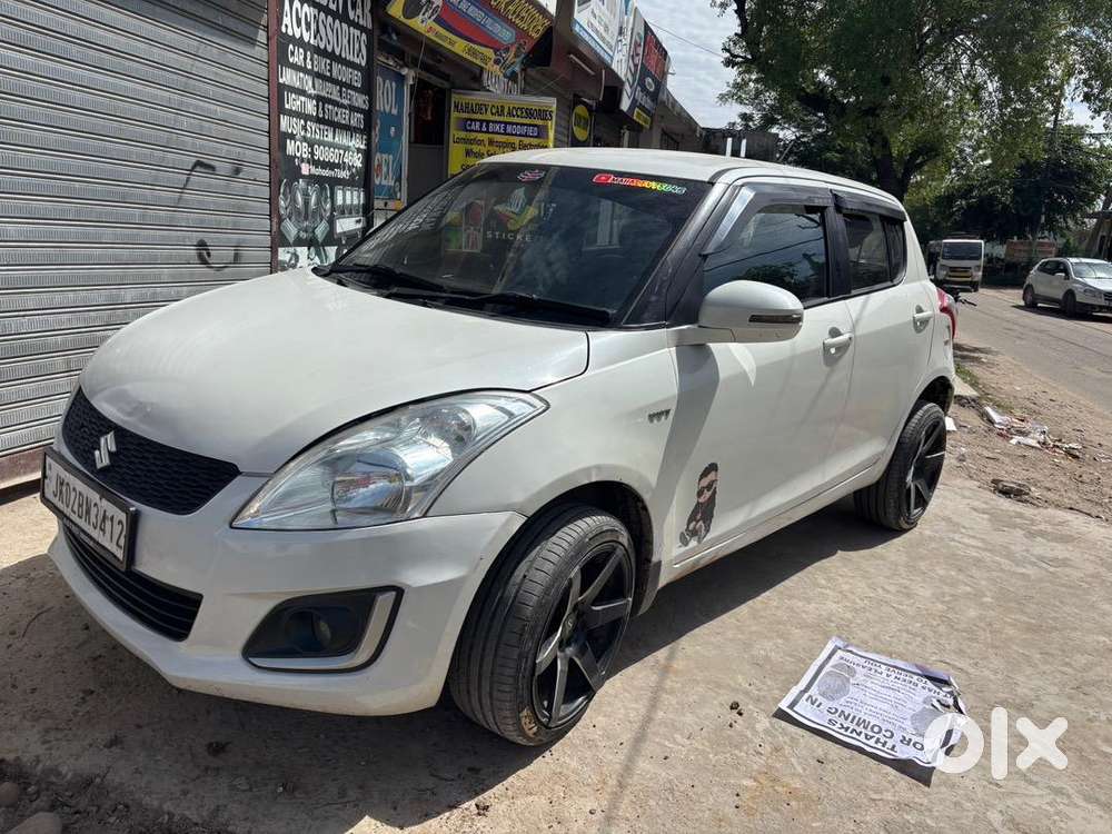 Maruti Suzuki Swift 2015 Petrol Well Maintained