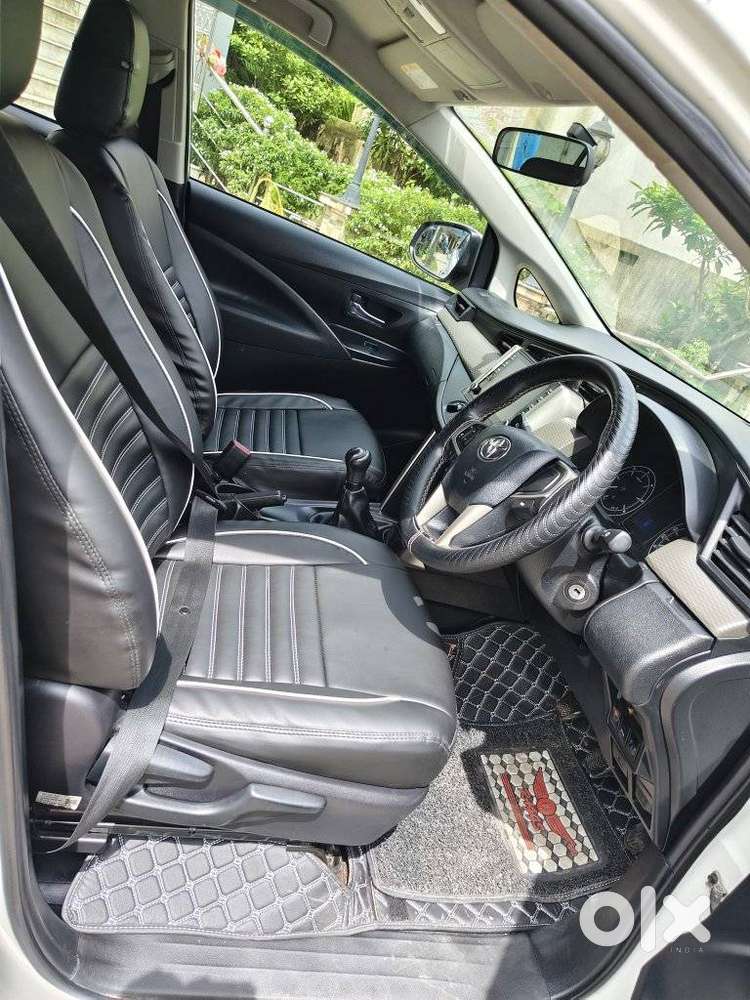 Toyota Innova Crysta [2020-ongoing] 2.7 Gx Mt 7 Str, 2023, Diesel