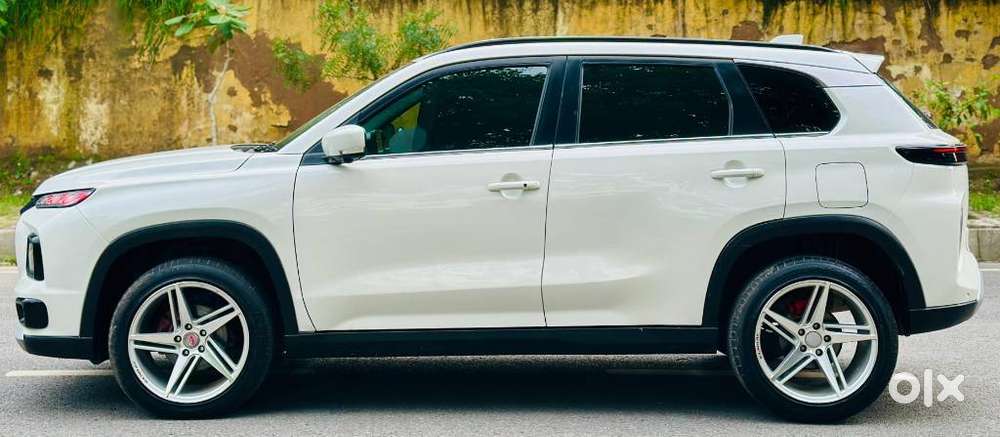 Maruti Suzuki Grand Vitara 1.5 Alpha Smart Hybrid, 2024, Petrol