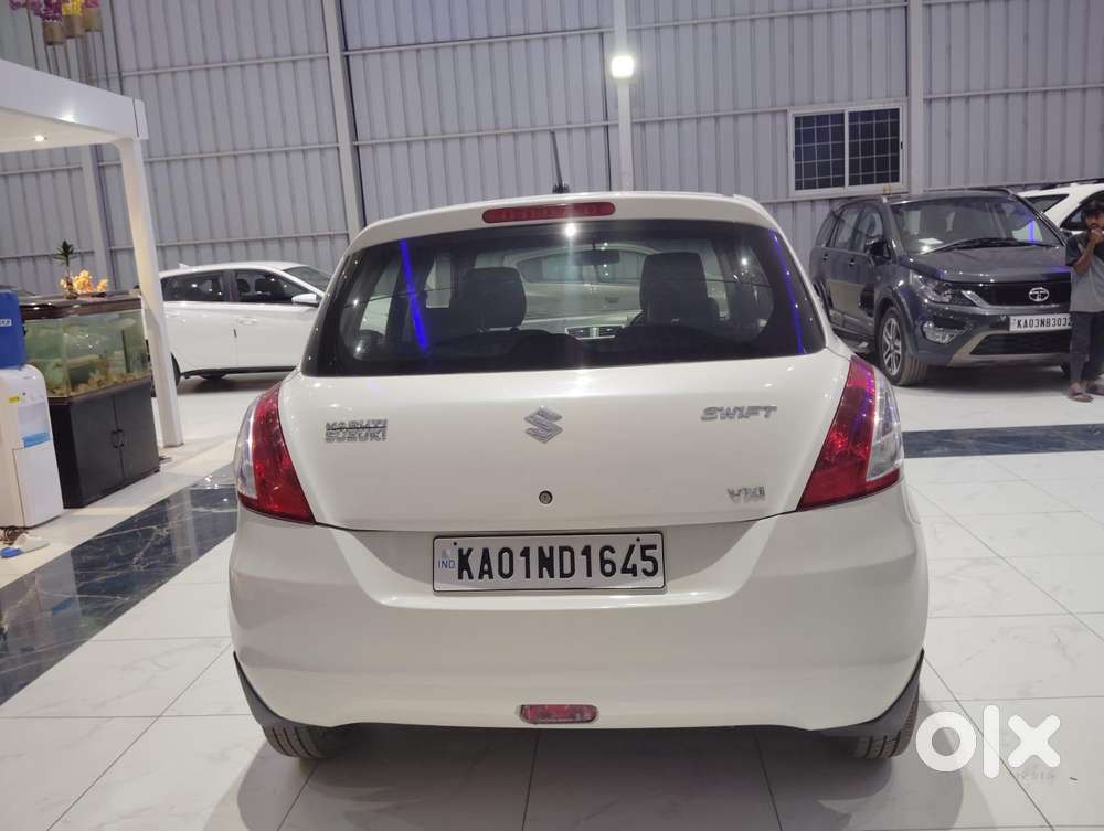 Maruti Suzuki Swift Vxi 1.2 Abs Bs-iv, 2012
