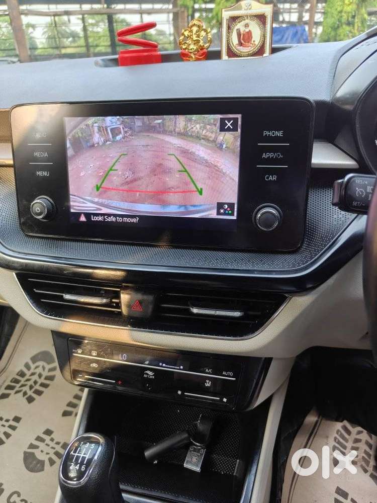 Skoda Slavia 1.0 Ambition Tsi, 2023, Petrol