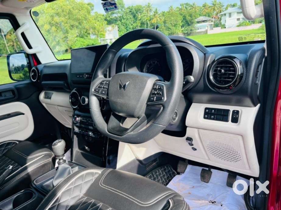 Mahindra Thar Roxx Mx3 Diesel Mt 2wd, 2025, Diesel