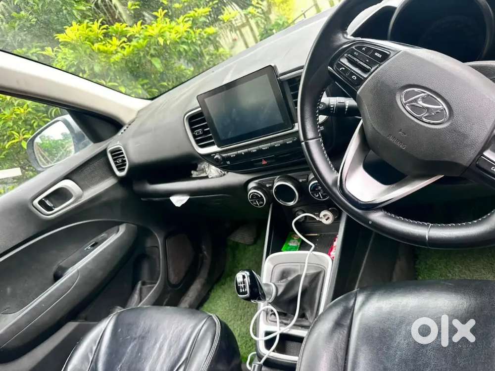 Hyundai Venue 2020 Diesel 125000 Km Driven