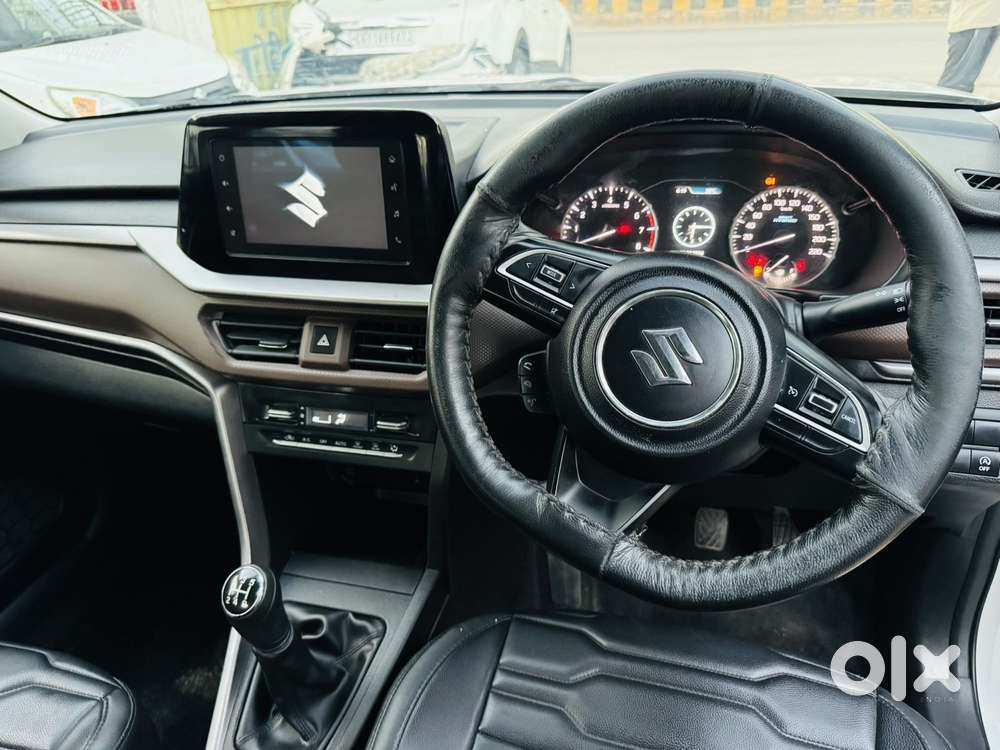 Maruti Suzuki Brezza 1.5 Zxi Smart Hybrid, 2022, Petrol