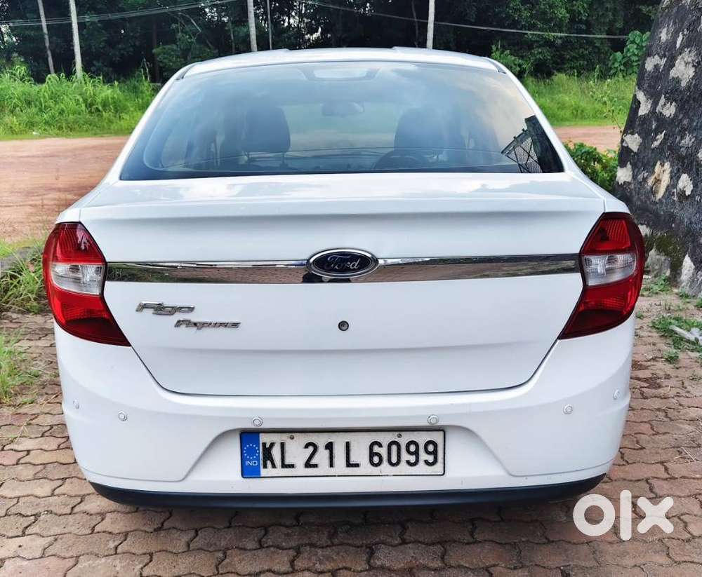 Ford Figo Aspire Trend, 2015, Petrol