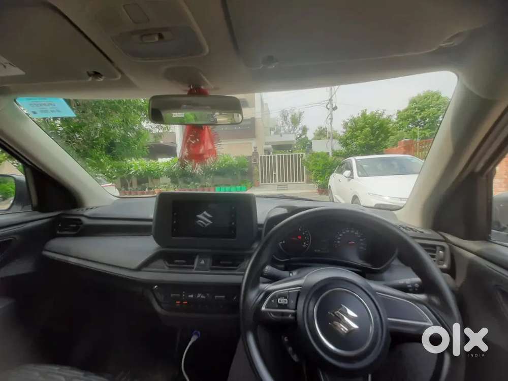 Maruti Suzuki Swift Vxi 2024
