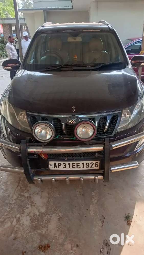Mahindra Xuv500 2.2 2017