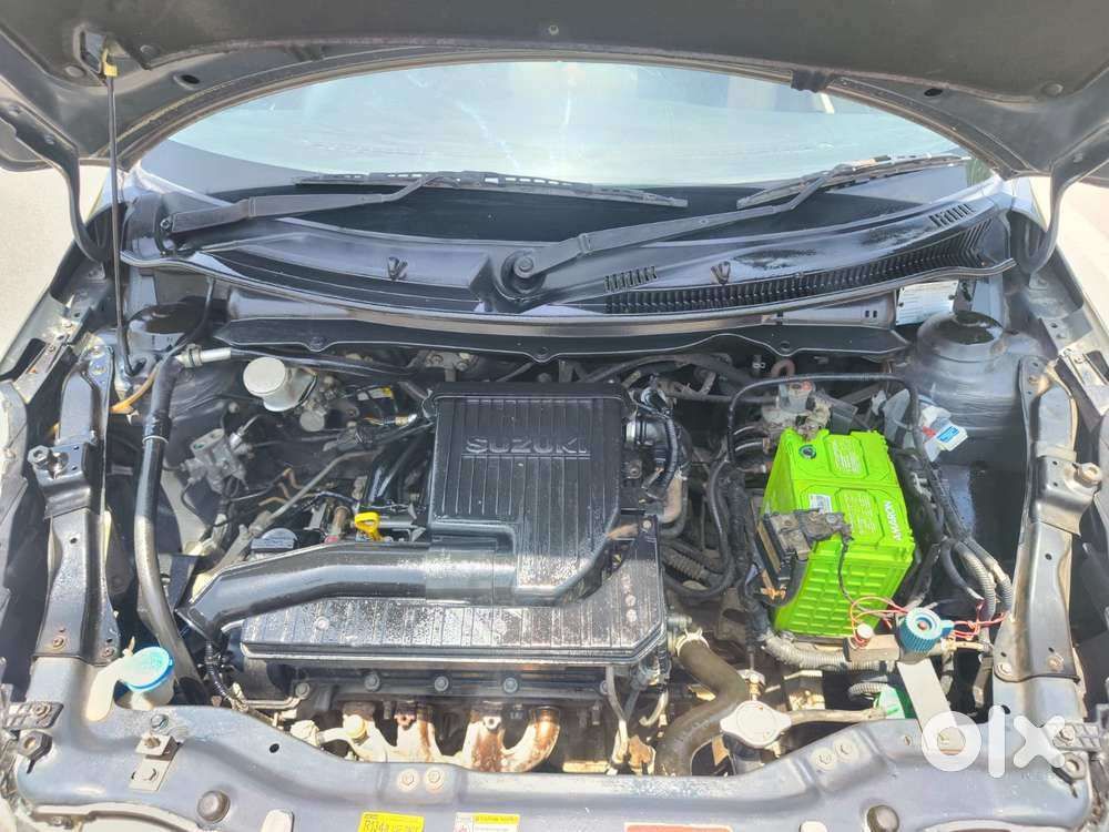 Maruti Suzuki Swift Dzire 1.2 Vxi Bsiv, 2016, Cng & Hybrids