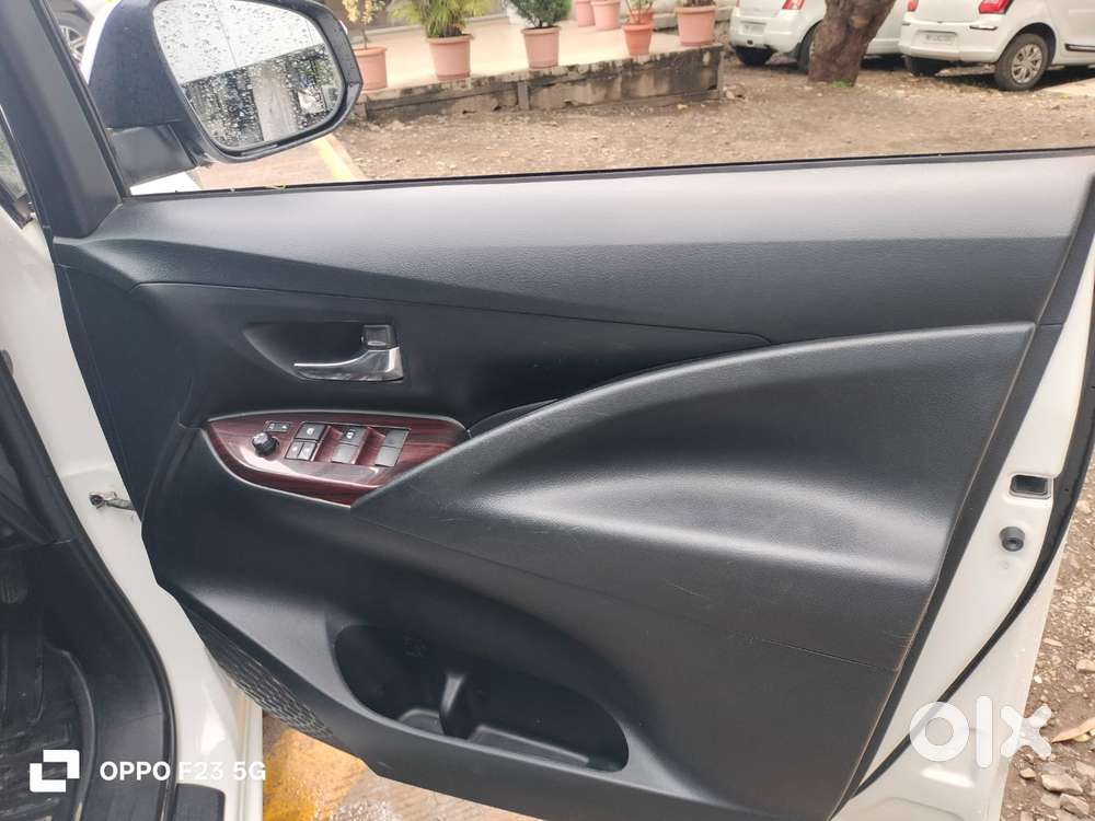 Toyota Innova Crysta 2.4 G Plus Mt 7 Str, 2024, Diesel