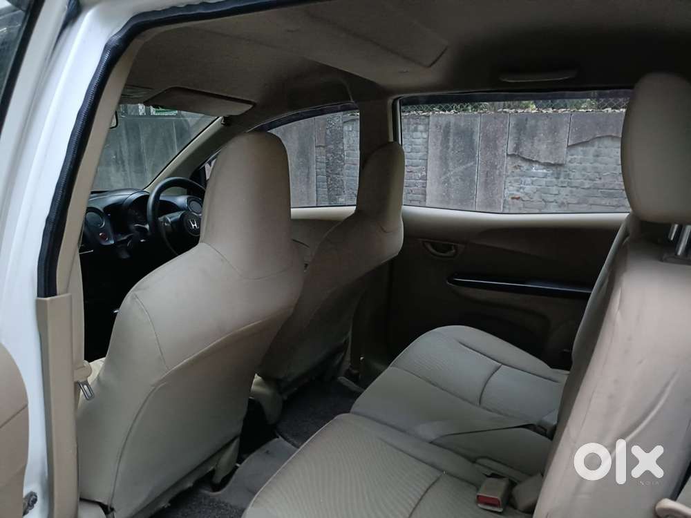 Honda Mobilio 1.5 S I-vtec Mt, 2015, Petrol