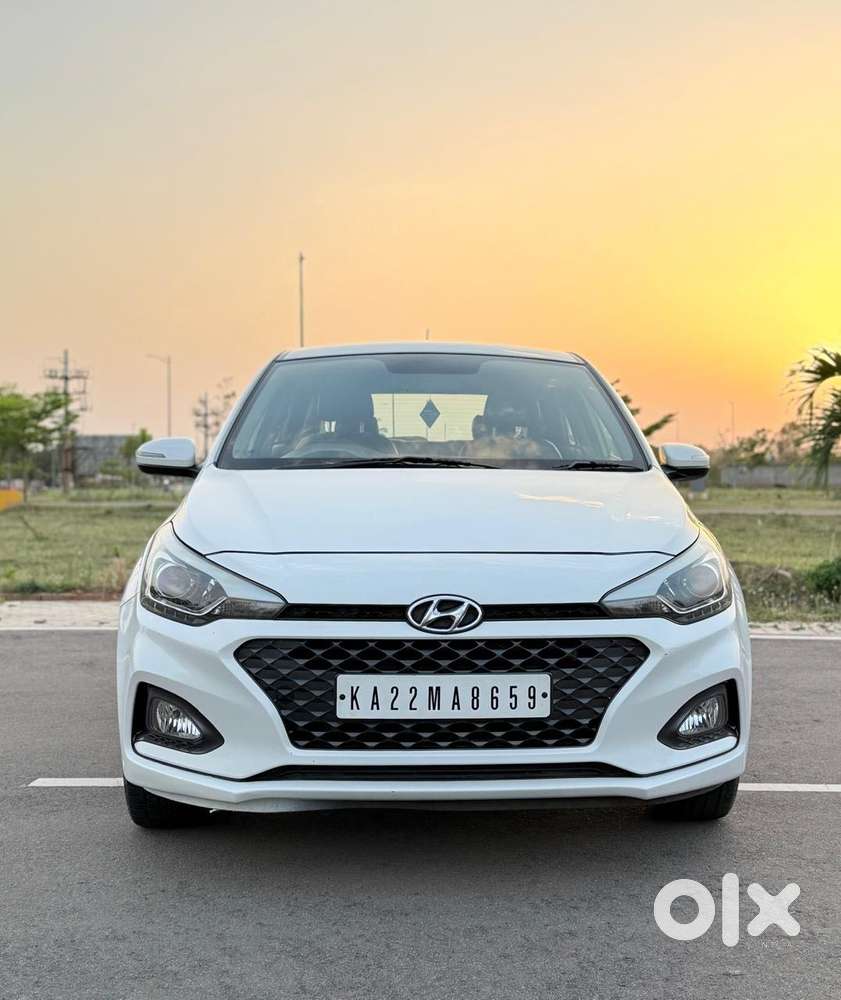 Hyundai I20 Petrol Asta Option, 2018, Petrol