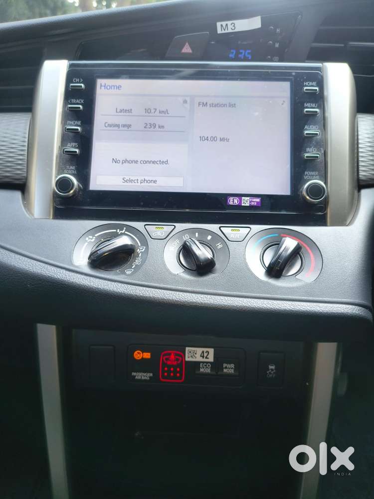 Toyota Innova Crysta [2020-ongoing] 2.4 Gx 8 Str, 2026, Diesel