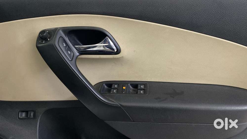 Skoda Rapid 1.6 Mpi At Style, 2018, Petrol