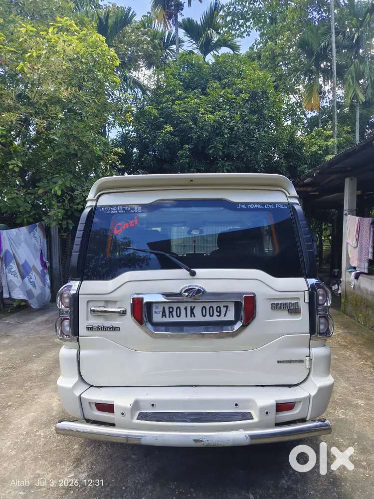 Mahindra Scorpio S10 Diesel 2017