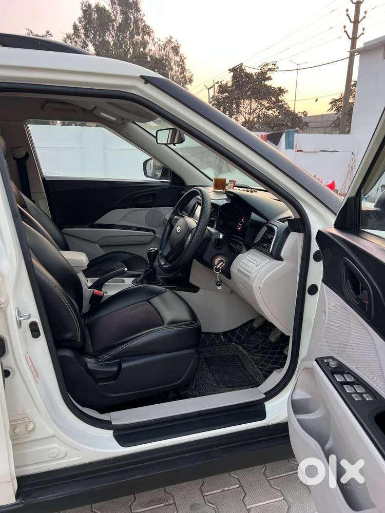 Mahindra Xuv300 W6, 2021, Petrol