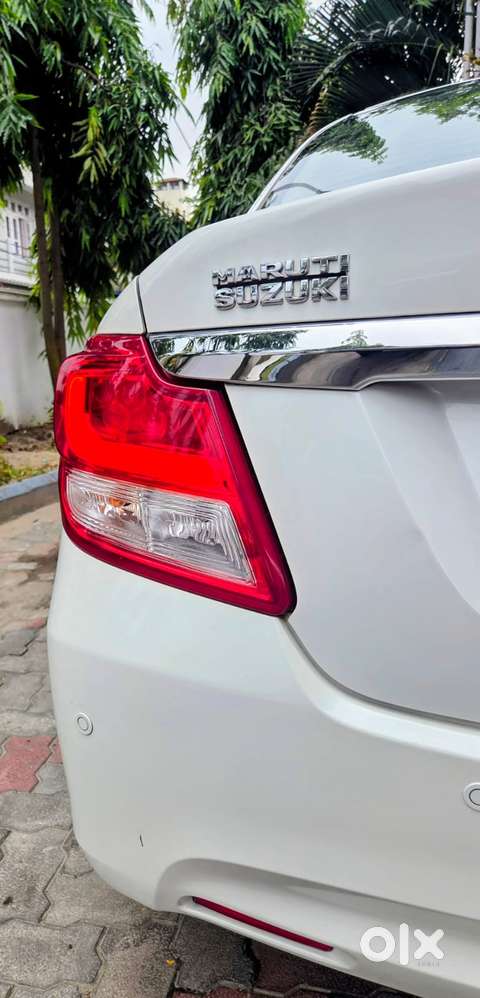 Maruti Suzuki Dzire 1.2 Zxi, 2018, Petrol