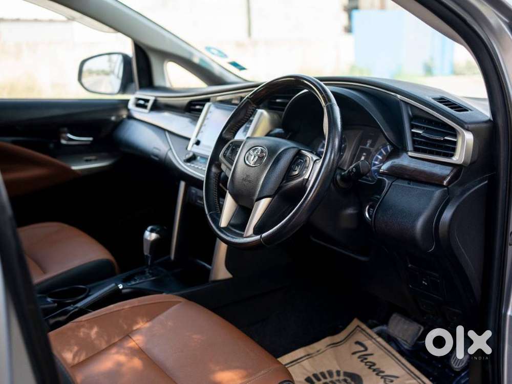Toyota Innova Crysta 2.8z Automatic, 2021, Petrol