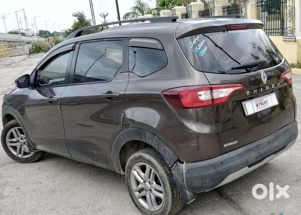 Renault Triber Rxl, 2022, Petrol